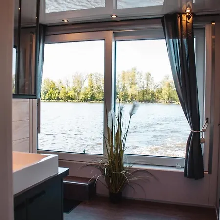 Botel Hausboot Wannsee Berlín