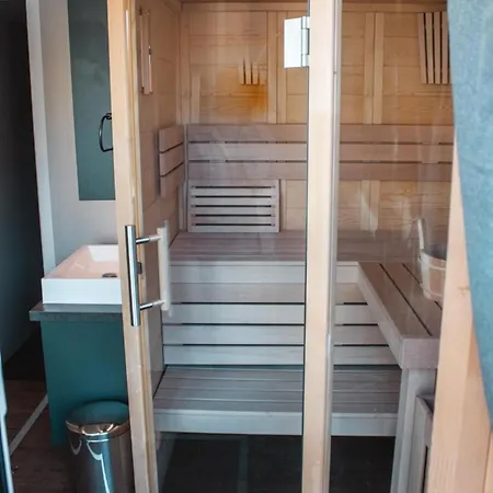 Hausboot Wannsee Botel *